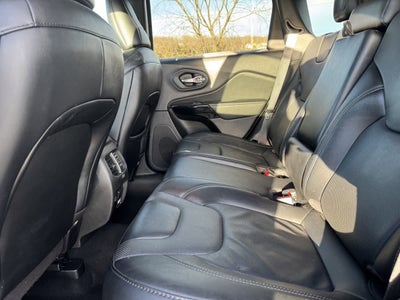 2023 Jeep Cherokee Altitude Lux