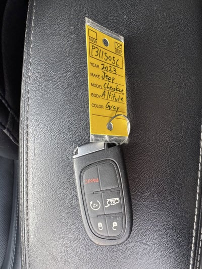 2023 Jeep Cherokee Altitude Lux