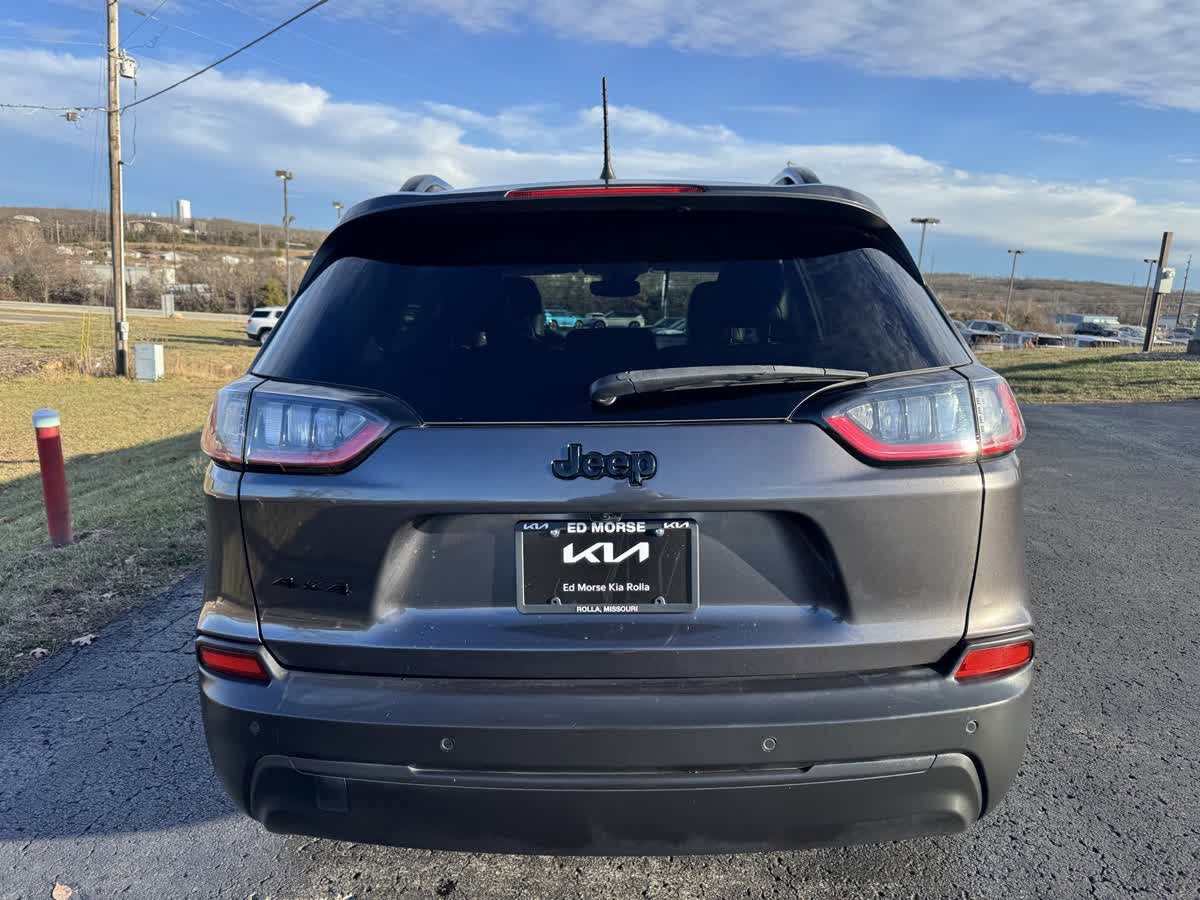 2023 Jeep Cherokee Altitude Lux