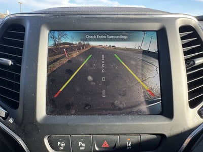 2023 Jeep Cherokee Altitude Lux