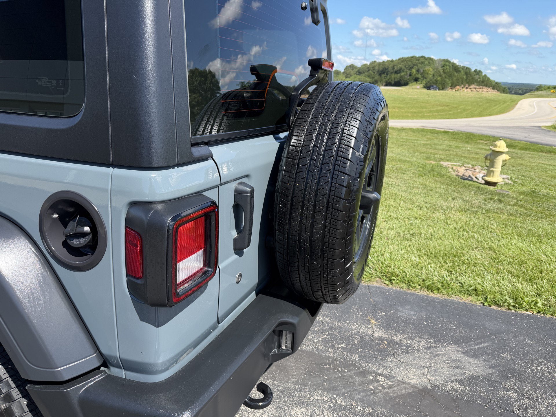 2024 Jeep Wrangler Sport