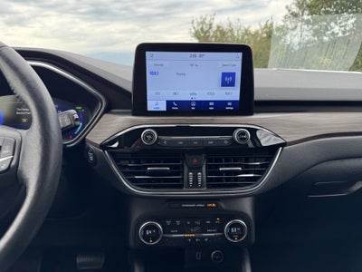2020 Ford Escape Titanium Hybrid