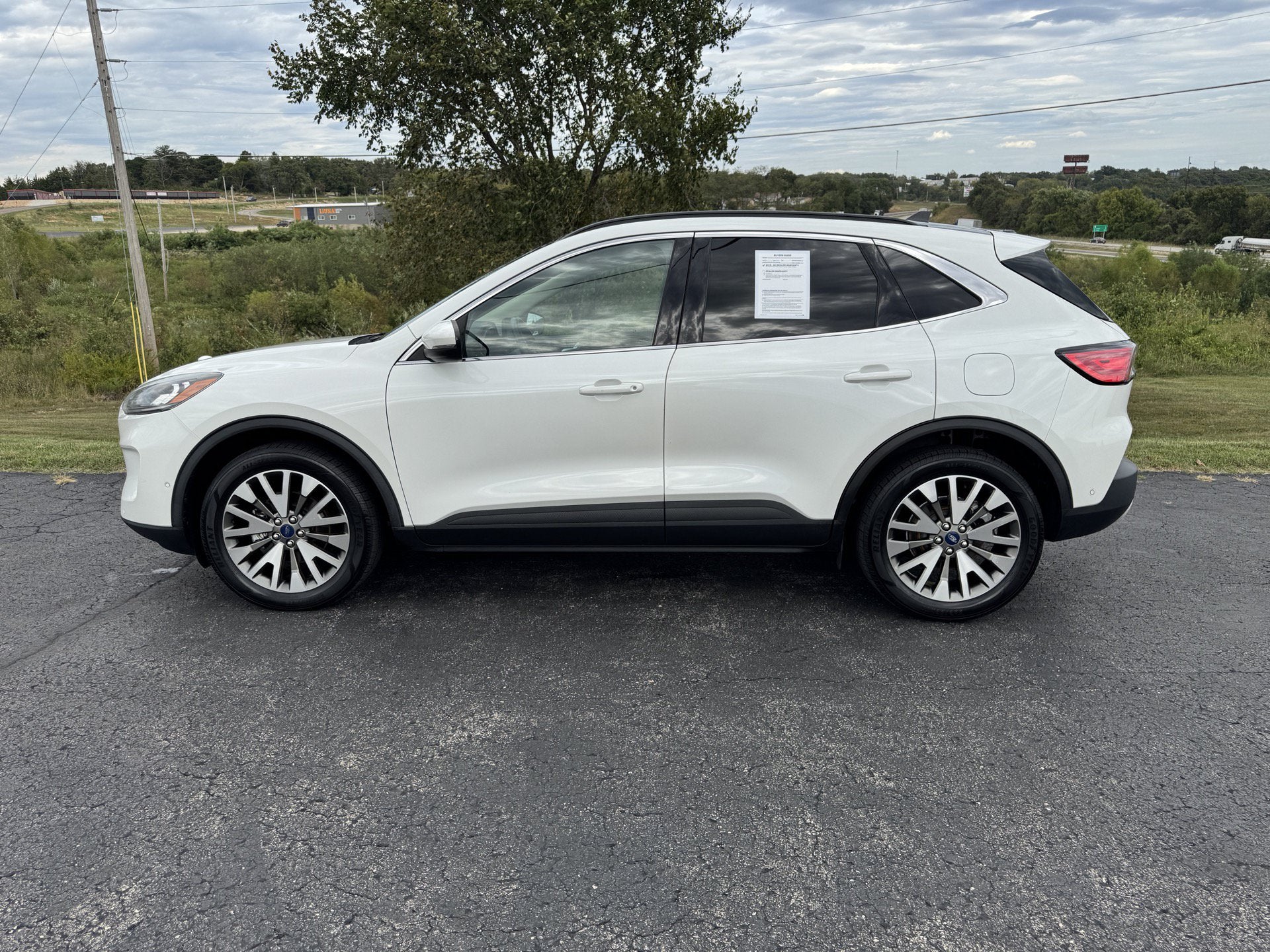 2020 Ford Escape Titanium Hybrid