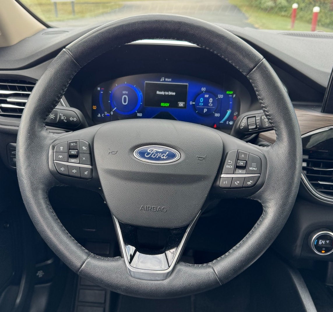 2020 Ford Escape Titanium Hybrid