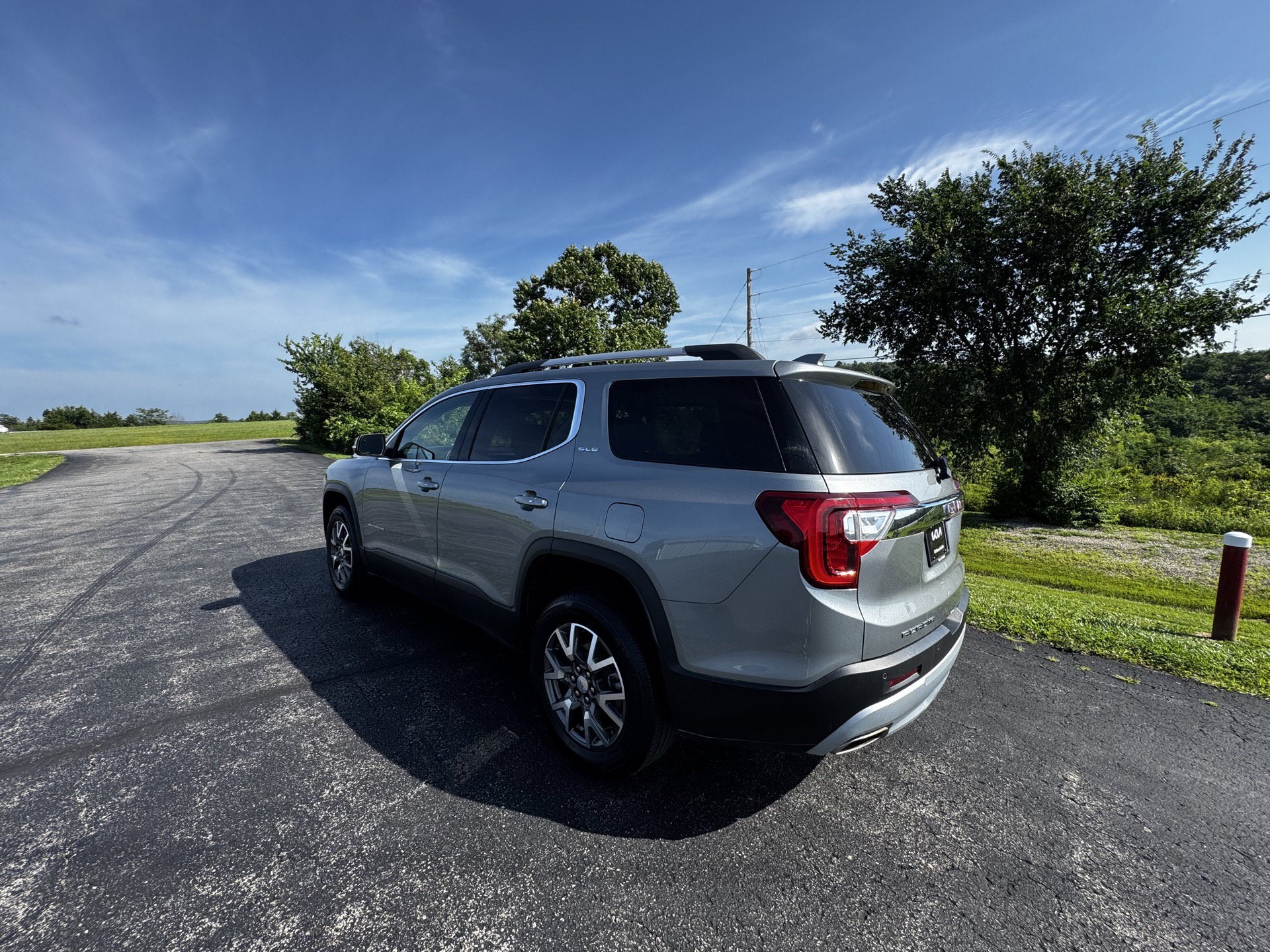2023 GMC Acadia SLE