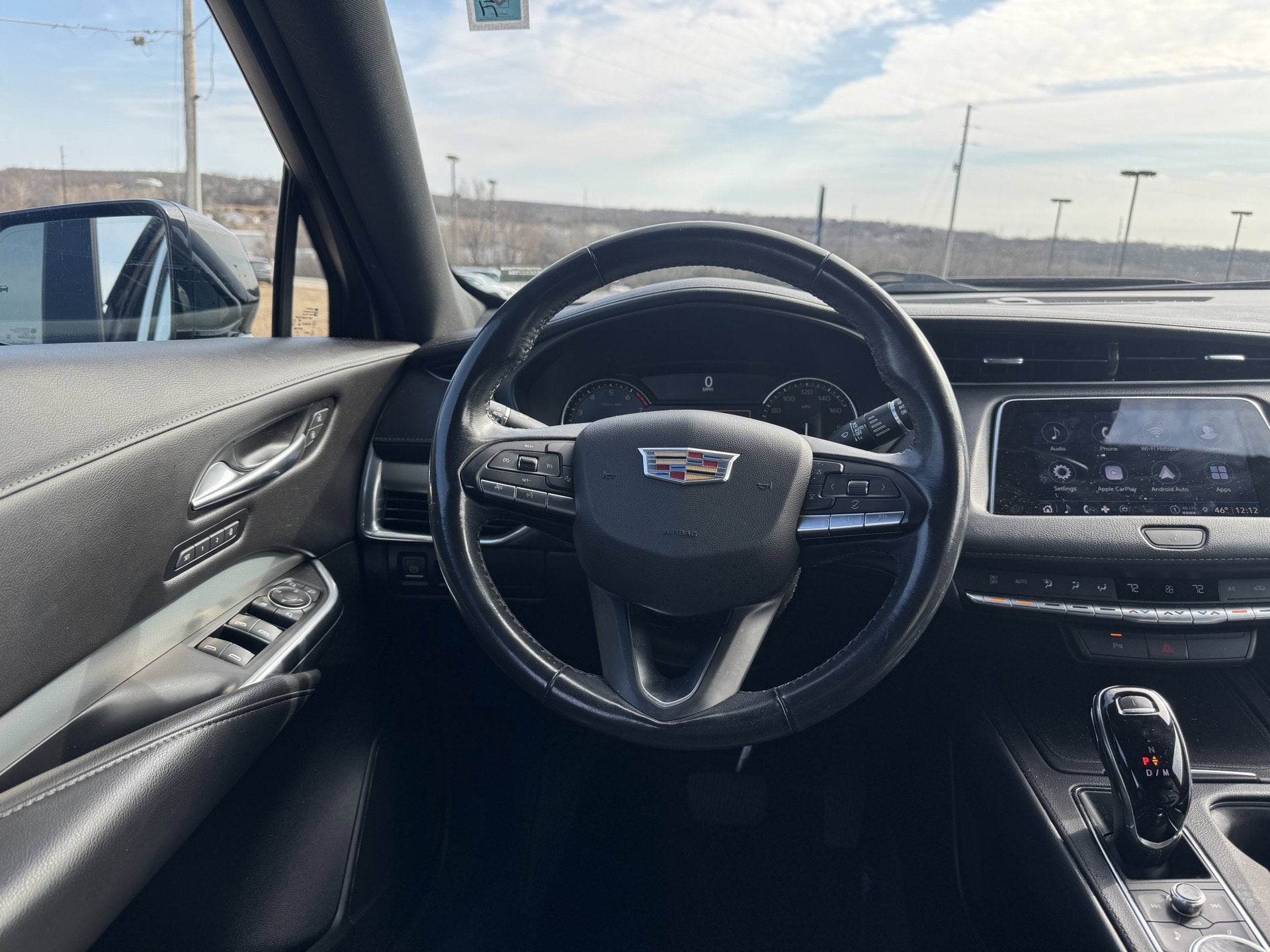 2022 Cadillac XT4 AWD Premium Luxury