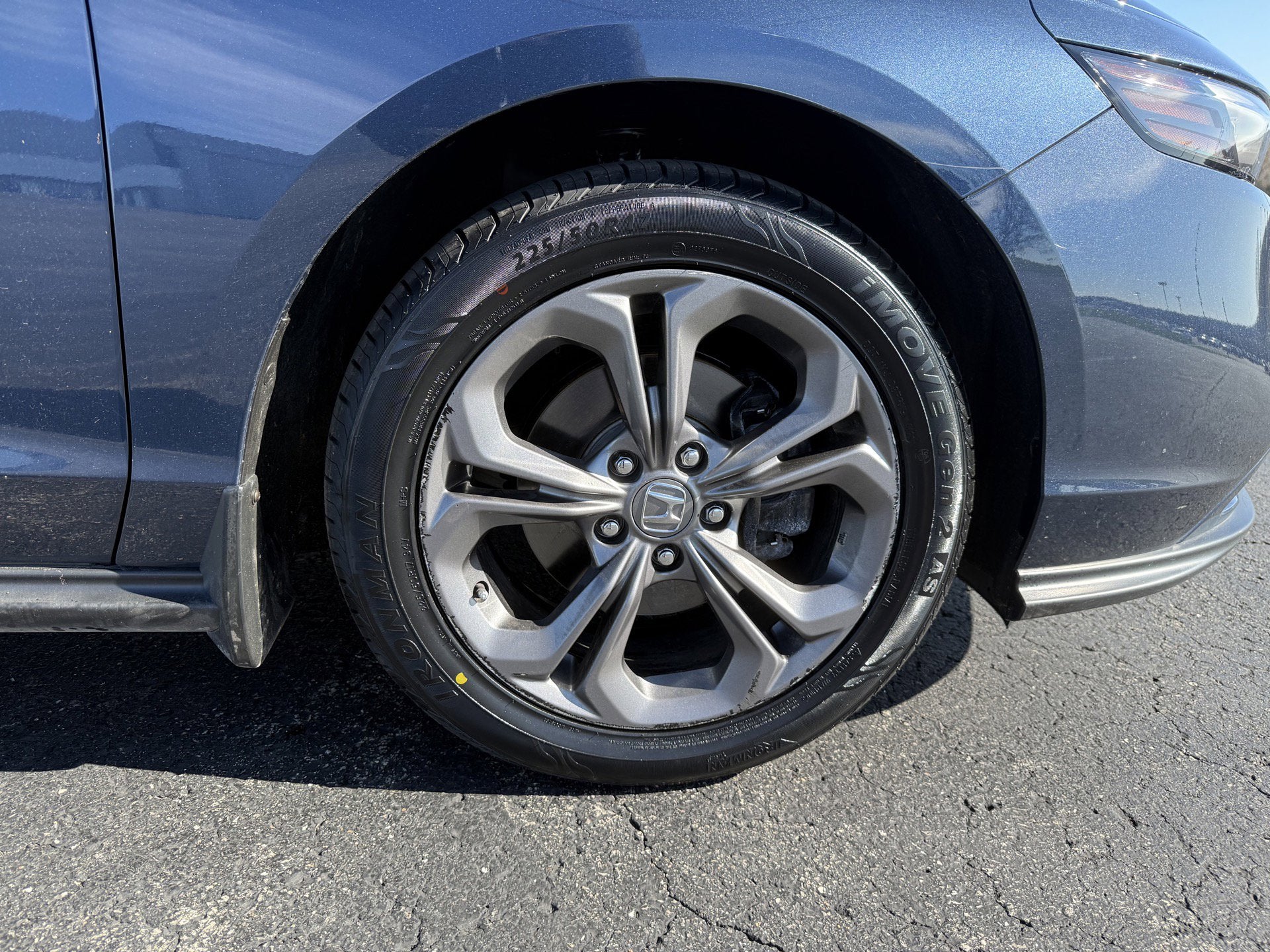 2023 Honda Accord Sedan EX