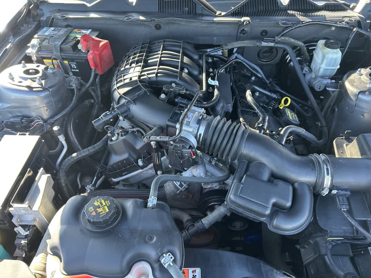 2014 Ford Mustang V6