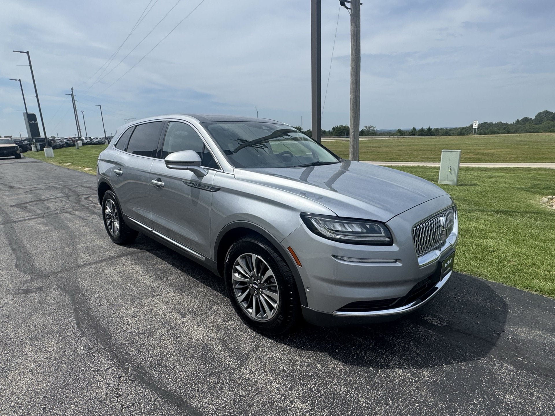 2022 Lincoln Nautilus Reserve