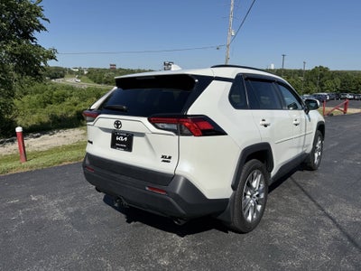 2022 Toyota RAV4 XLE Premium