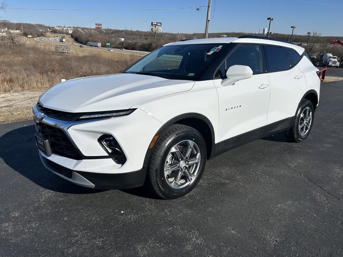 2025 Chevrolet Blazer LT
