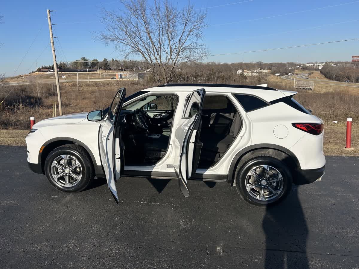 2025 Chevrolet Blazer LT