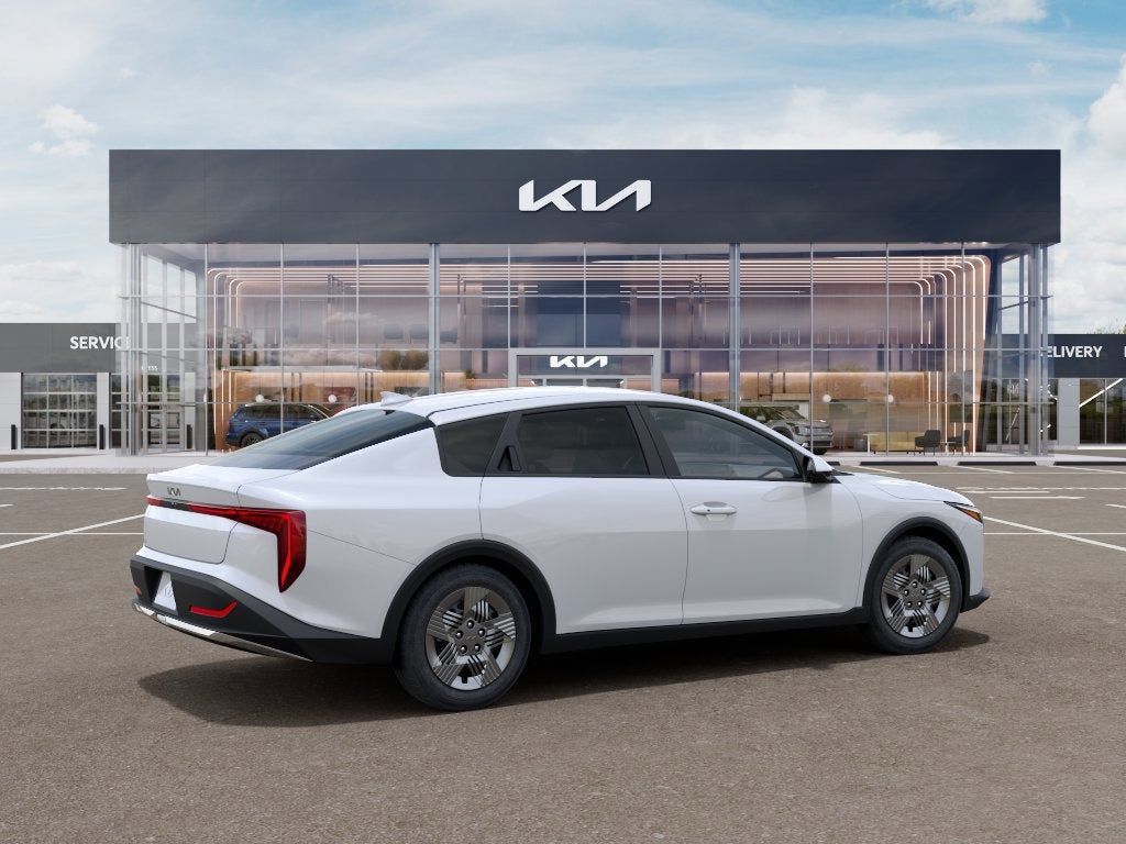 2027 Kia K4 LX