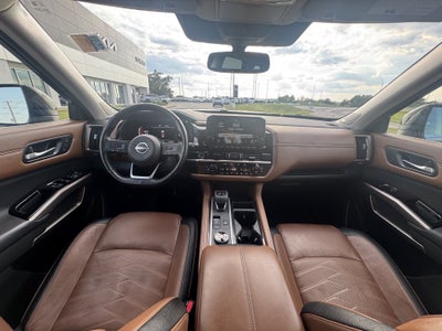 2022 Nissan Pathfinder Platinum