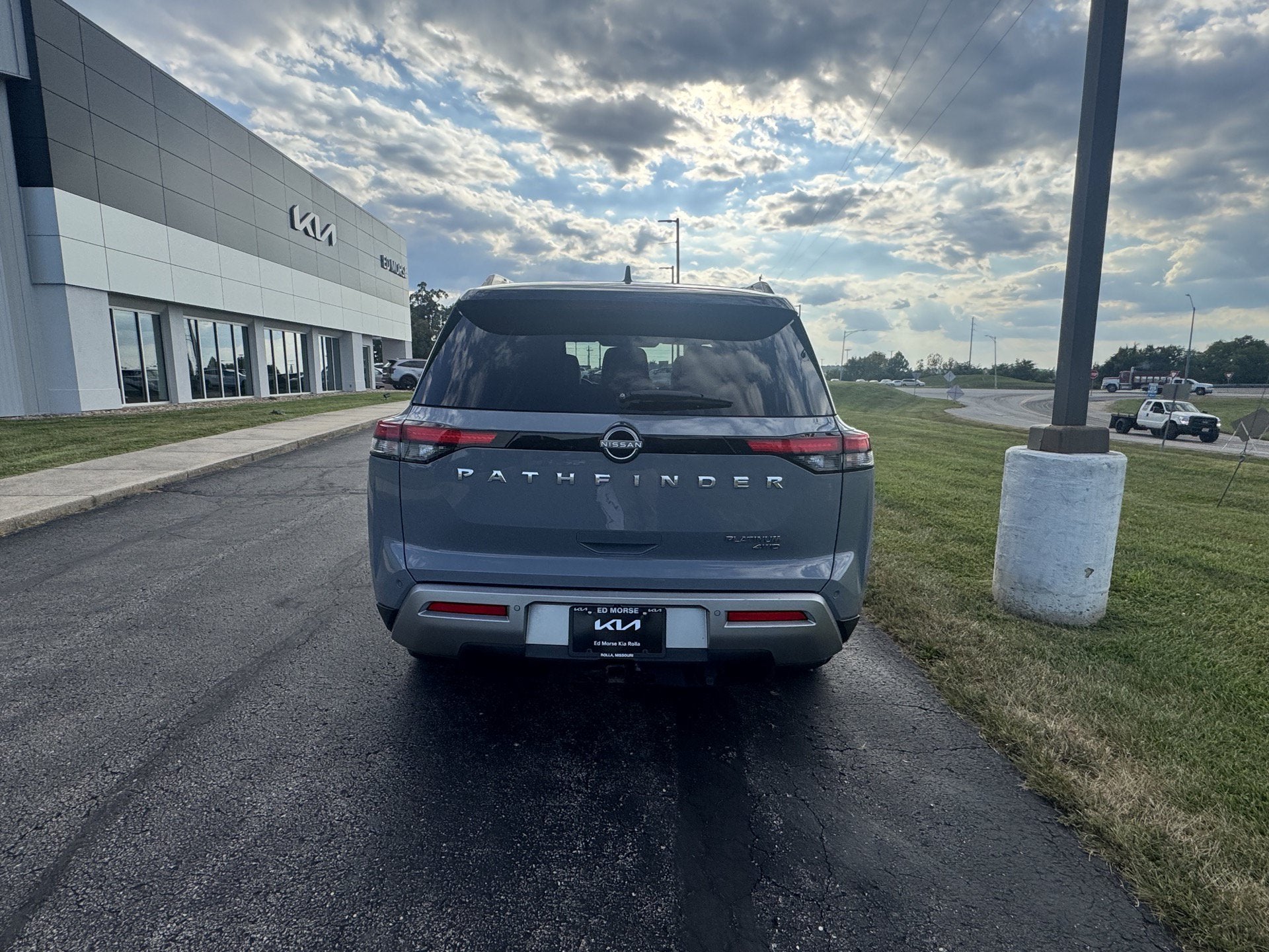 2022 Nissan Pathfinder Platinum