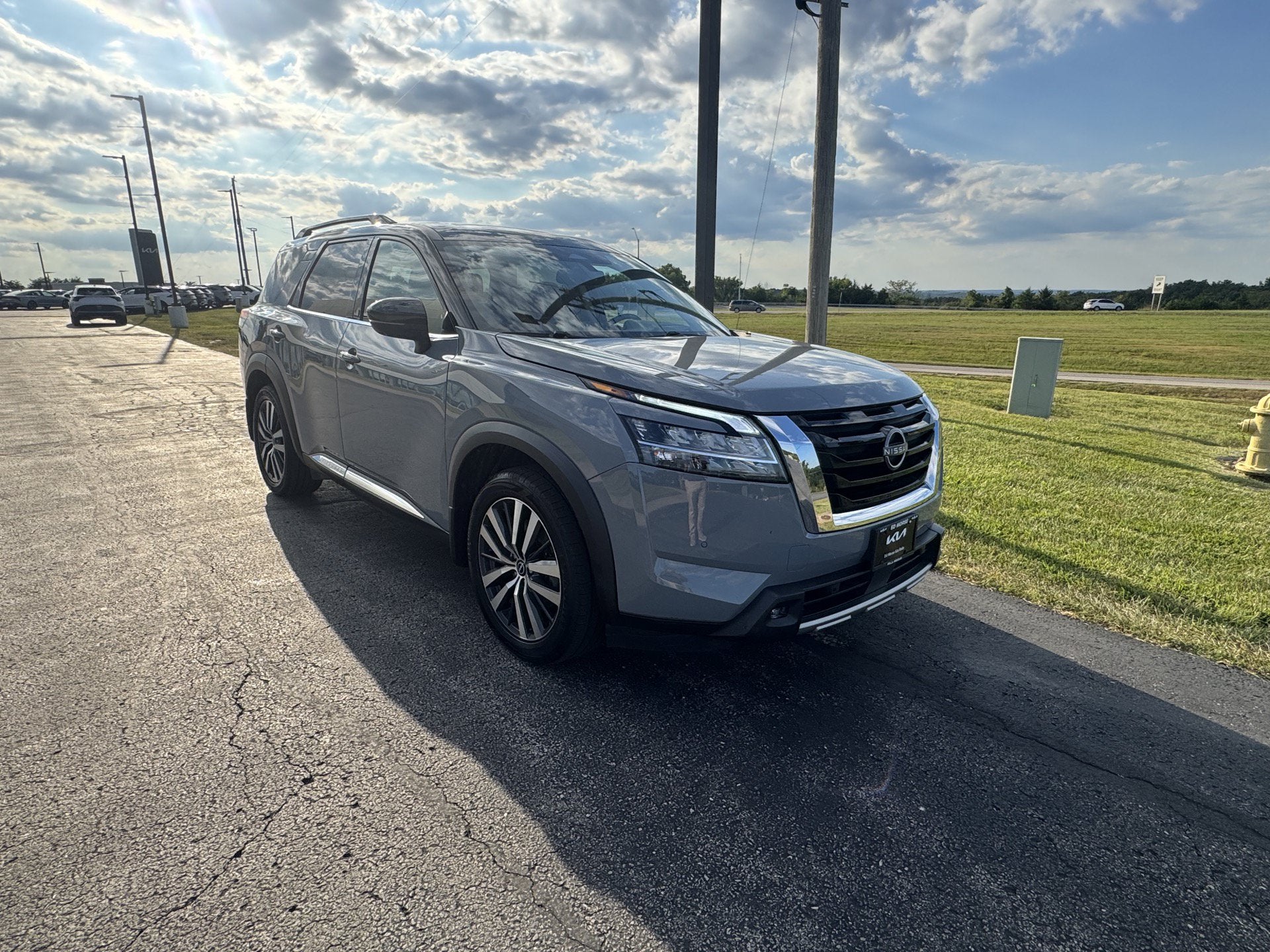 2022 Nissan Pathfinder Platinum