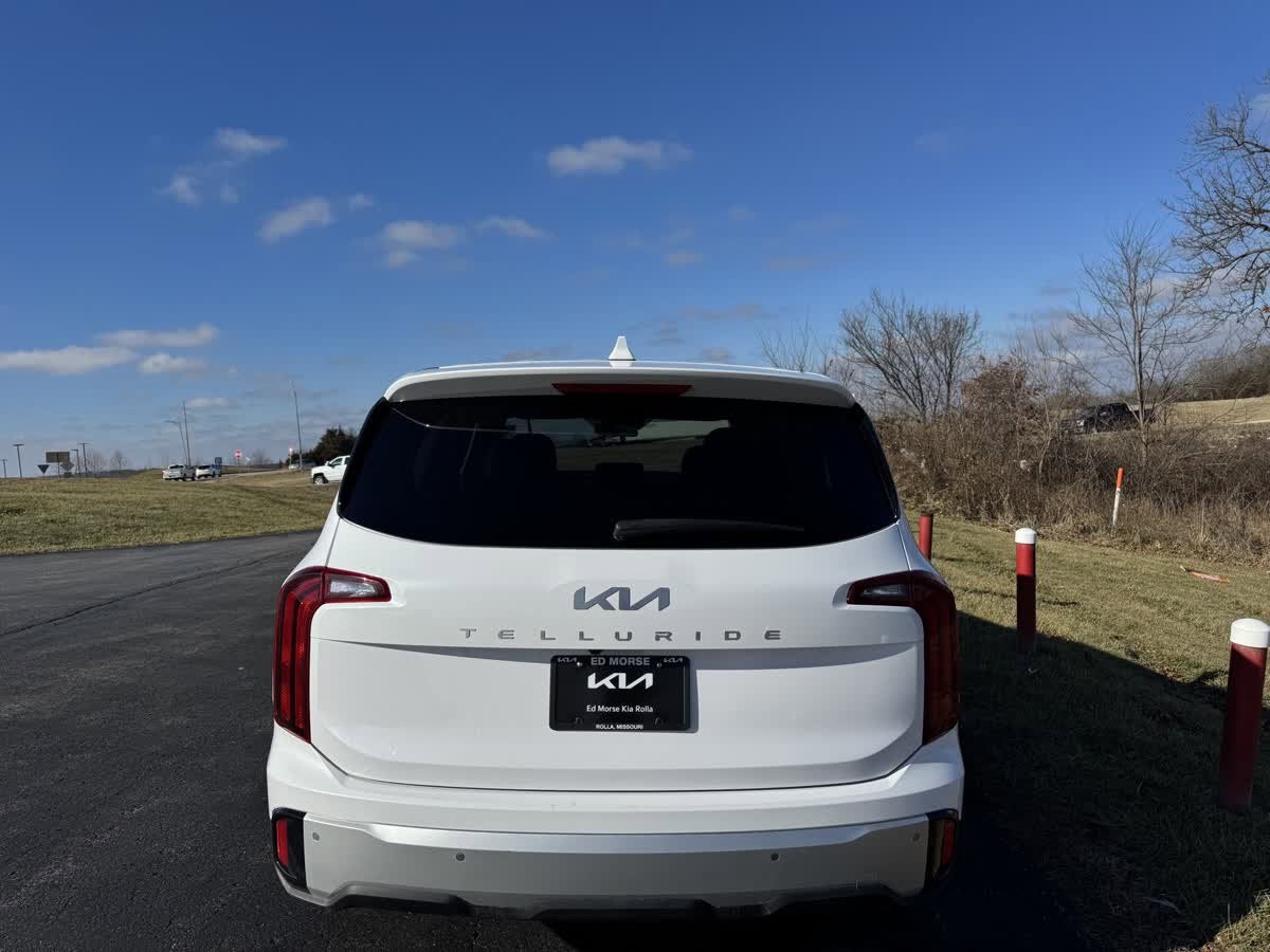 2024 Kia Telluride LX