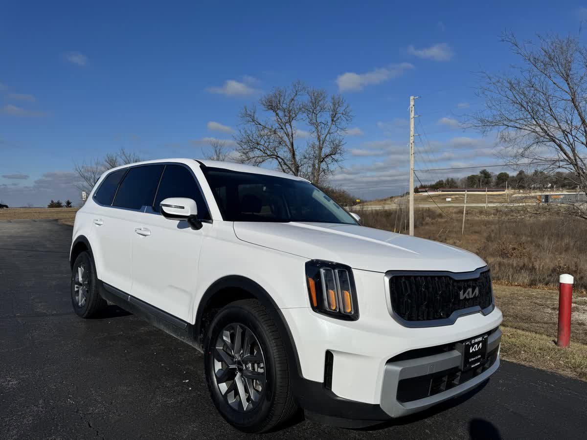 2024 Kia Telluride LX
