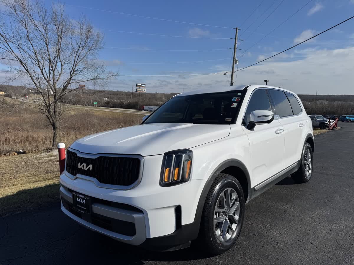 2024 Kia Telluride LX
