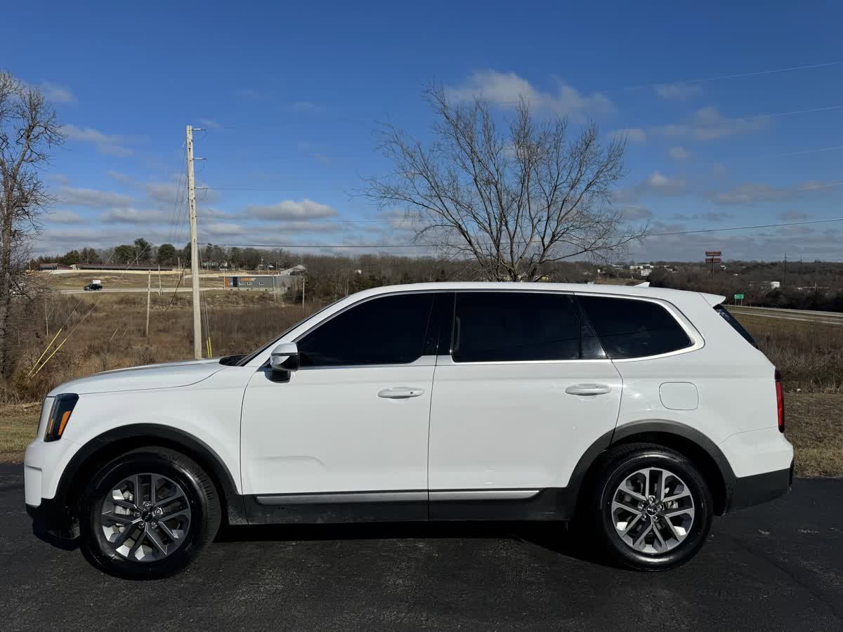 2024 Kia Telluride LX