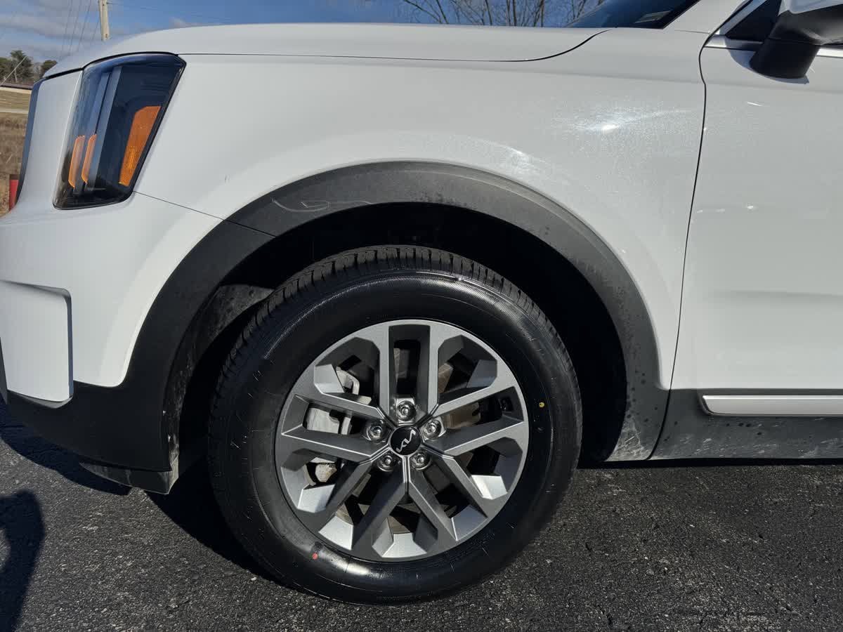 2024 Kia Telluride LX