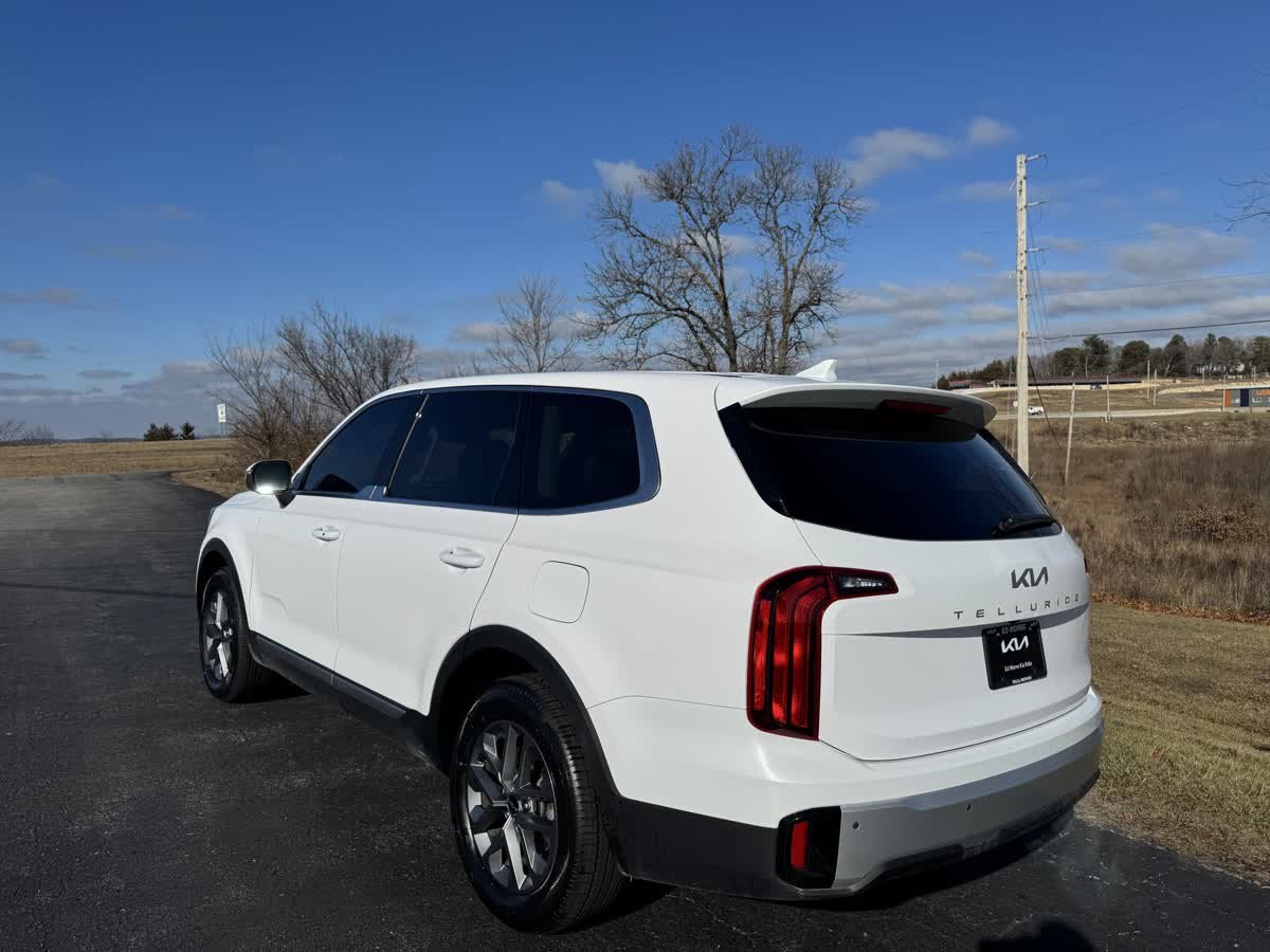 2024 Kia Telluride LX
