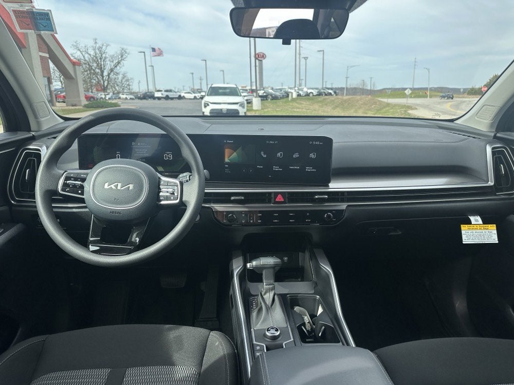 2025 Kia Sorento LX