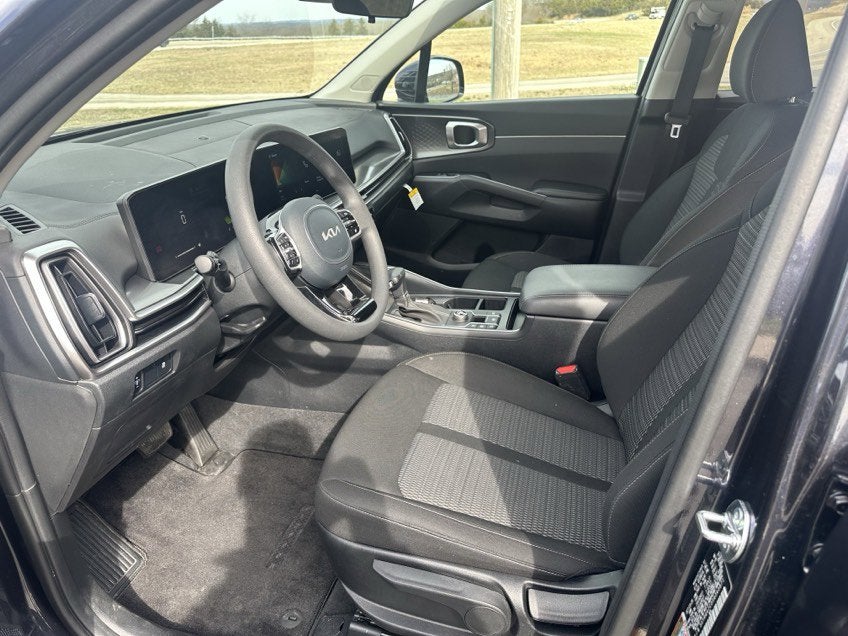 2025 Kia Sorento LX