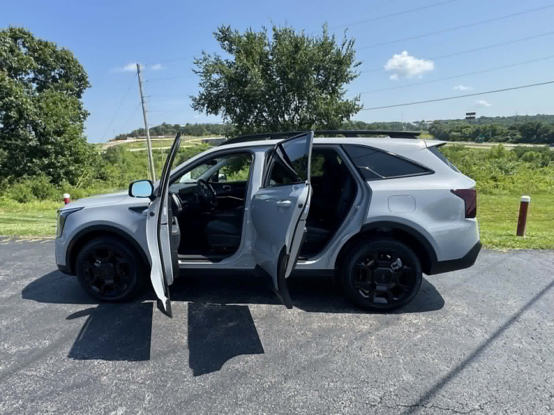 2025 Kia Sorento X-Line EX