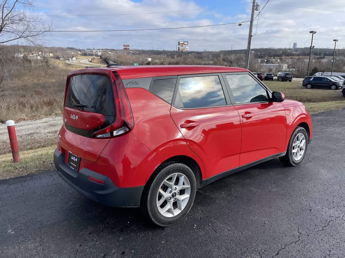 2022 Kia Soul LX