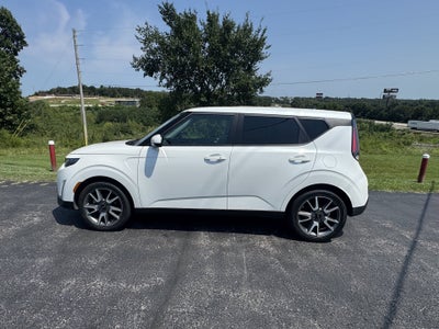 2024 Kia Soul EX