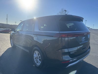 2024 Kia Carnival LX