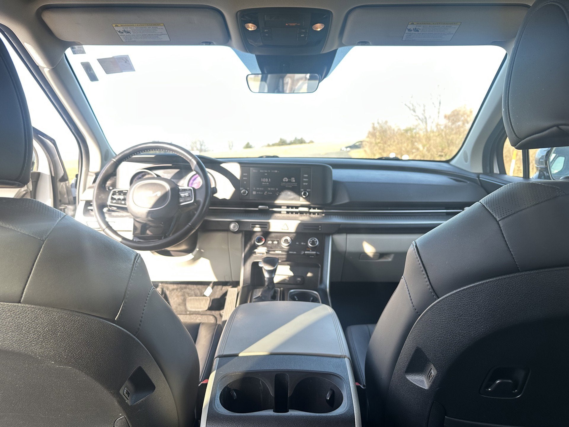 2023 Kia Carnival LX