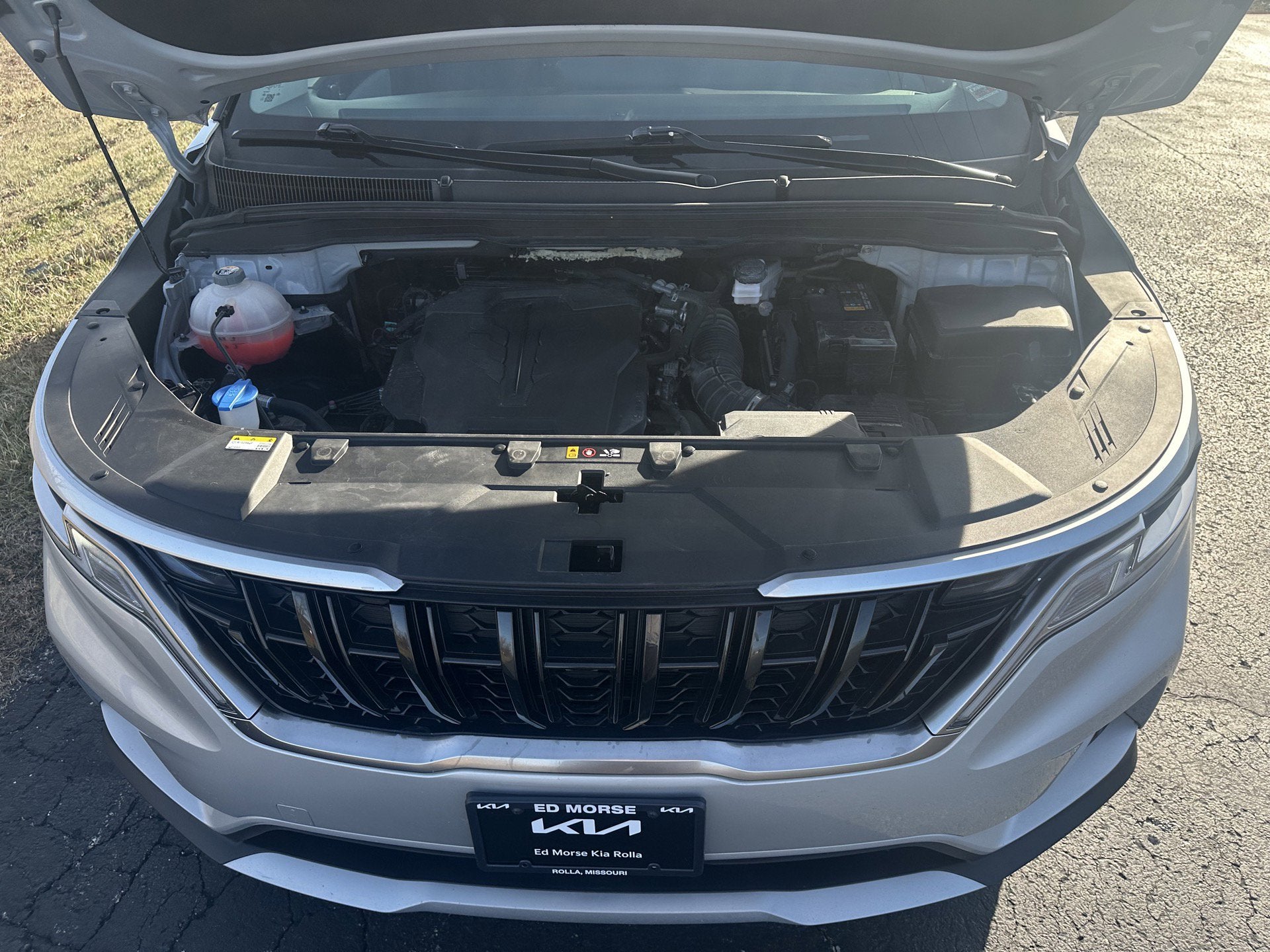 2023 Kia Carnival LX