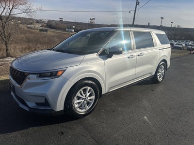 2023 Kia Carnival LX