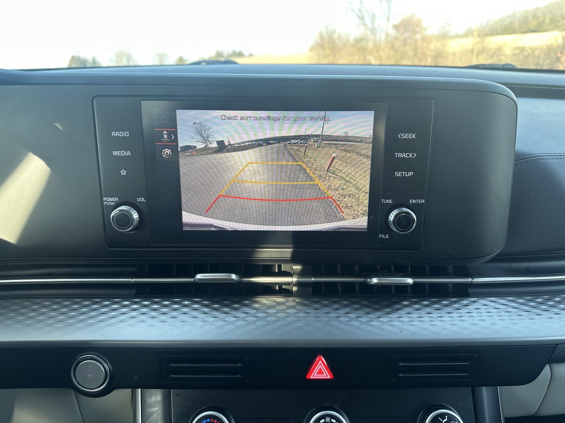 2023 Kia Carnival LX