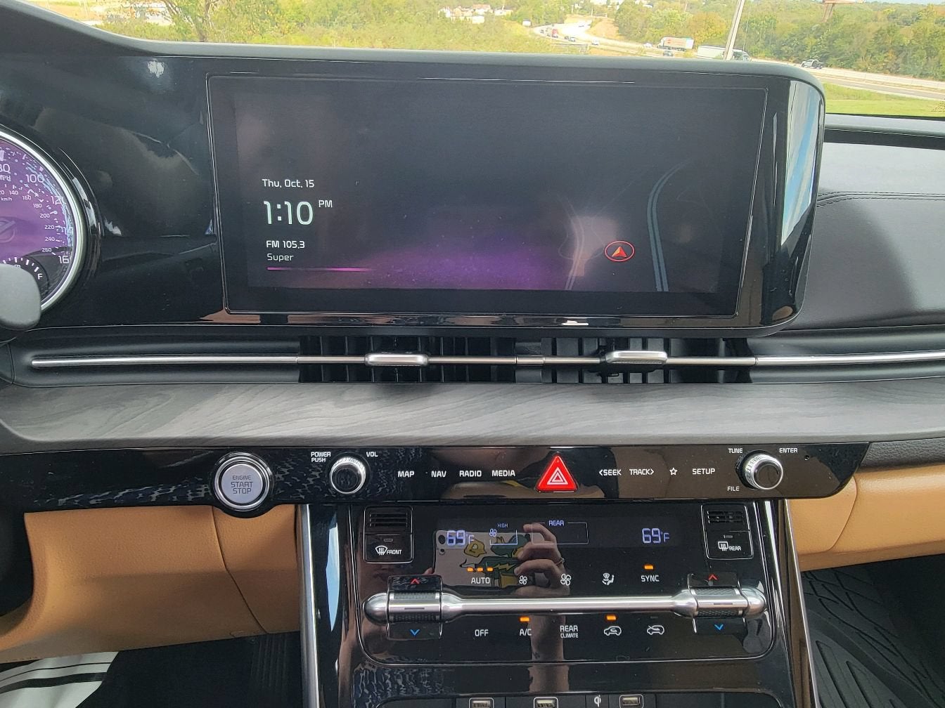 2024 Kia Carnival EX