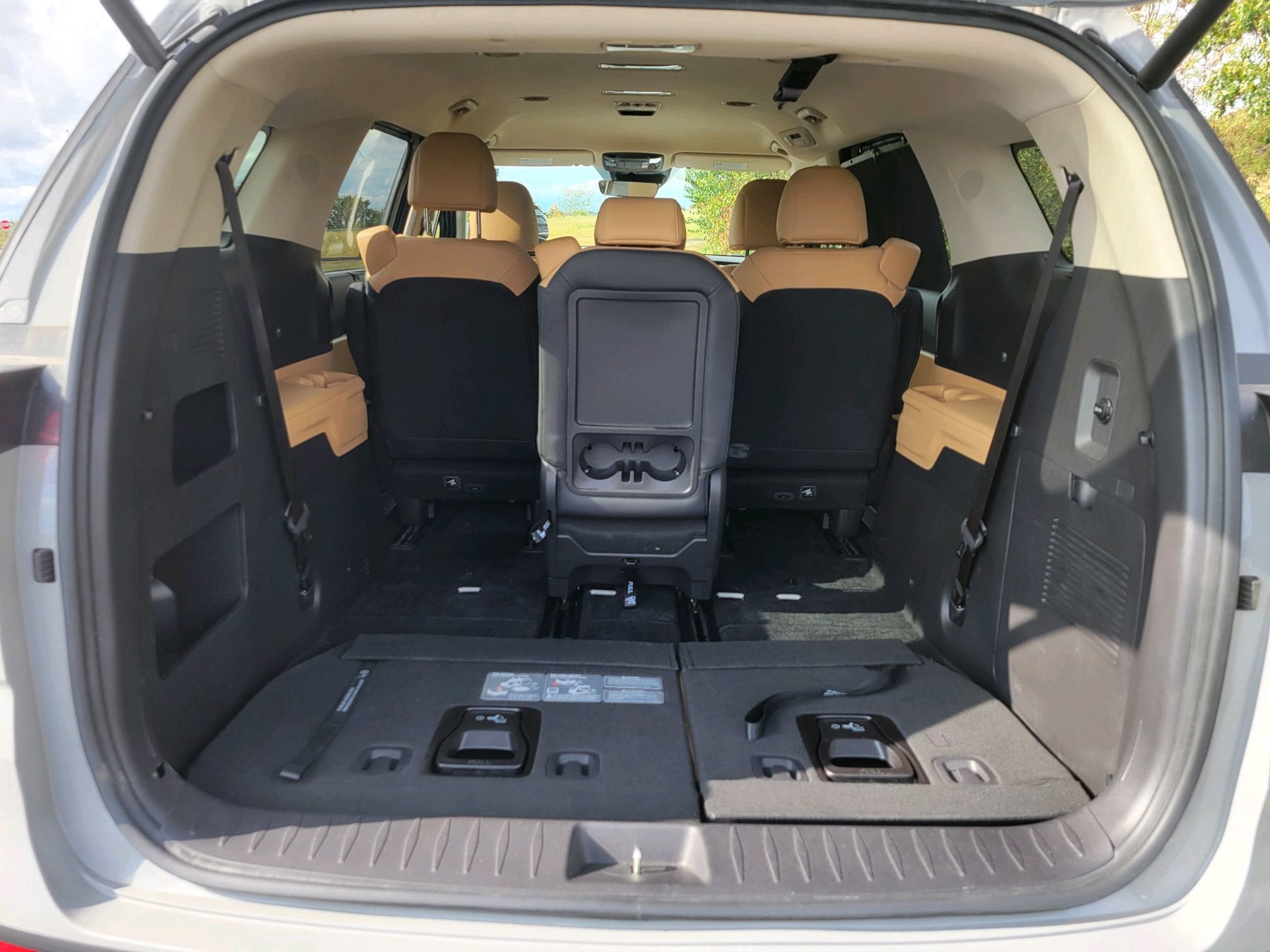 2024 Kia Carnival EX