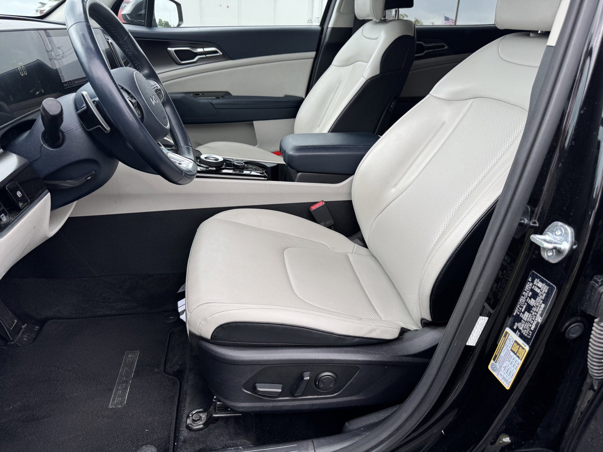 2023 Kia Sportage Hybrid EX