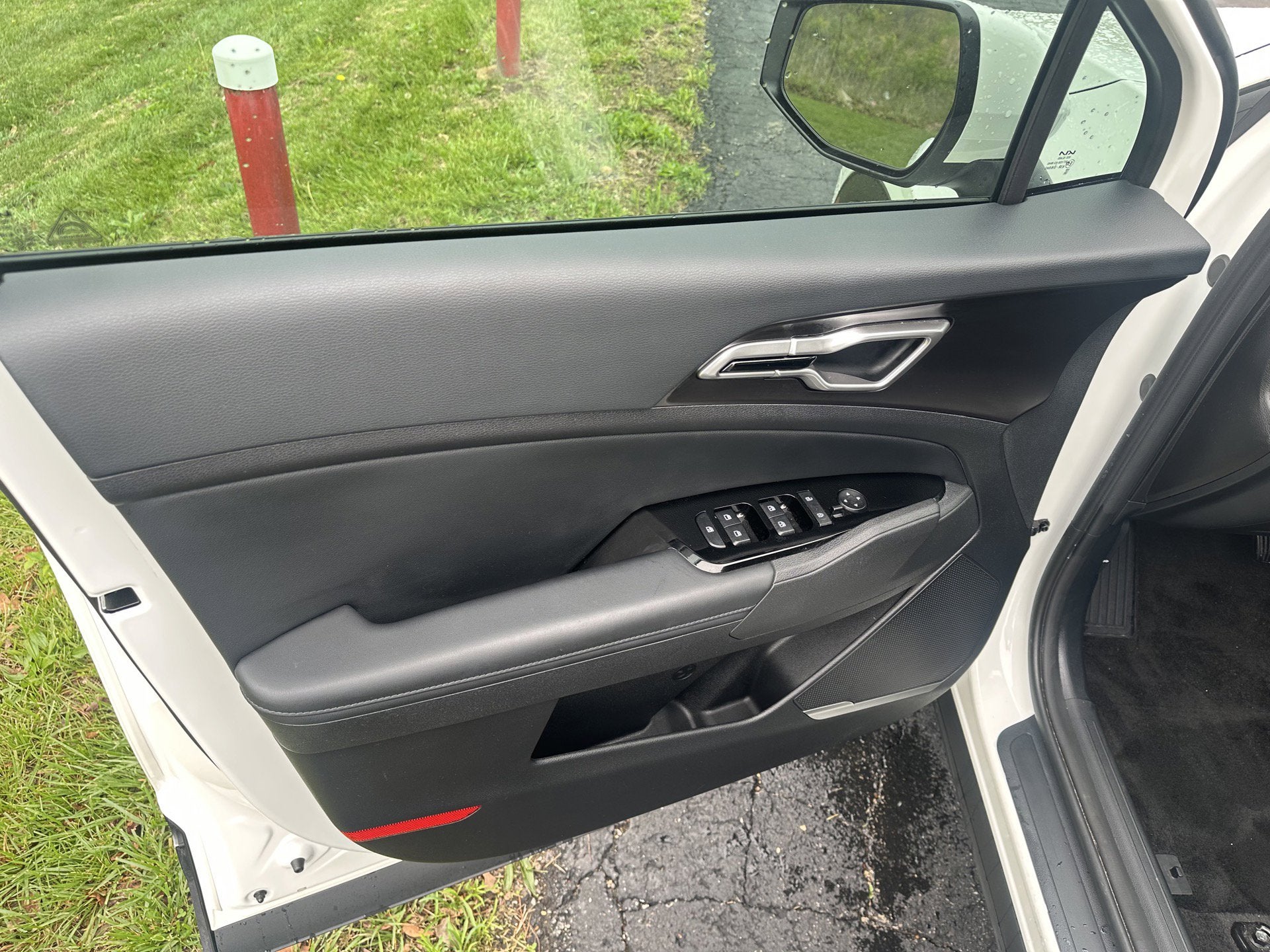 2025 Kia Sportage Hybrid EX