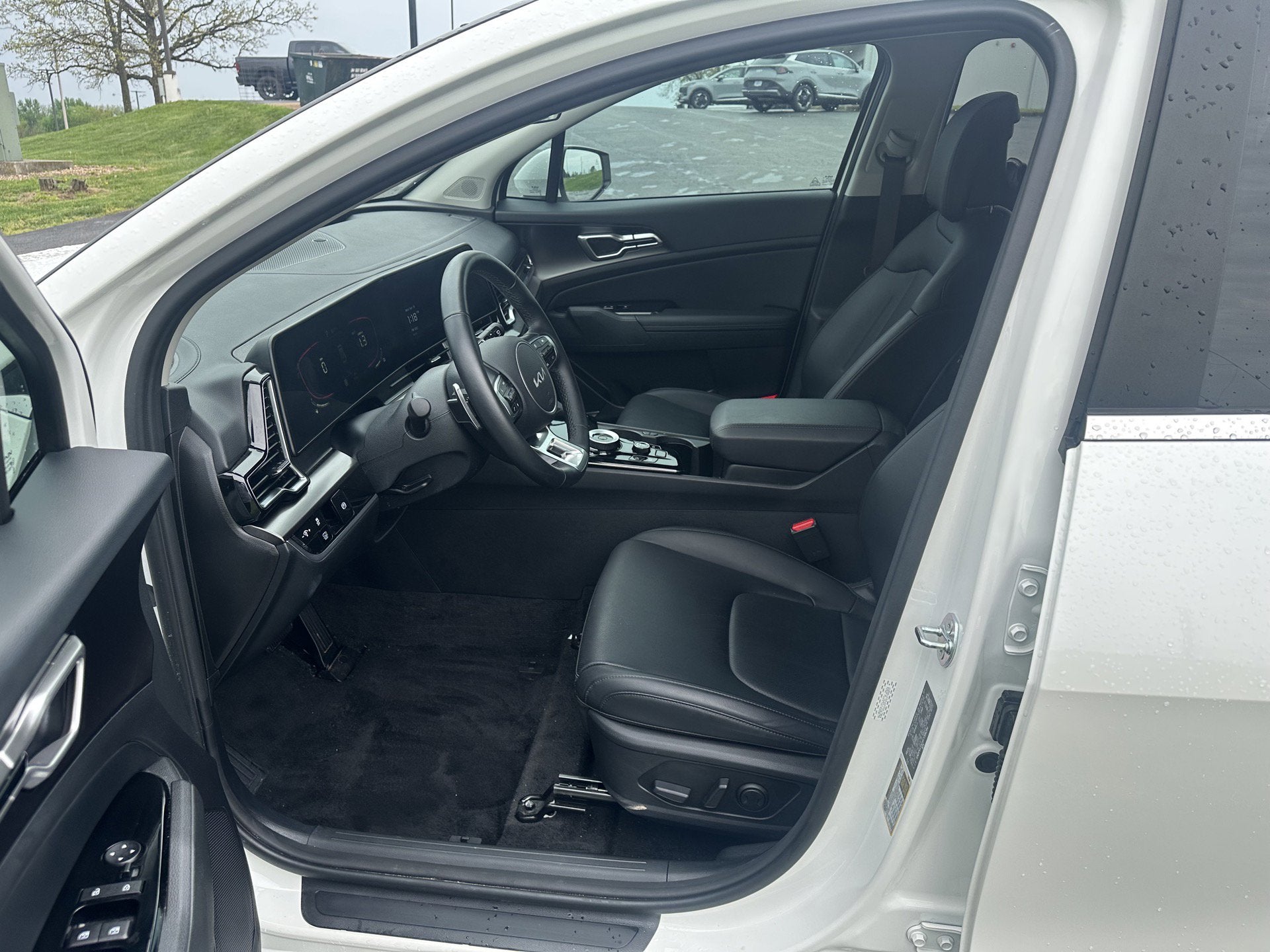 2025 Kia Sportage Hybrid EX