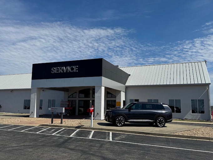 Ed Morse Kia Rolla modern certified service drive entrance